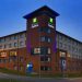 hotel luton