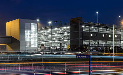 parking luton lotnisko
